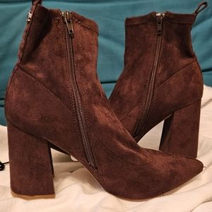Steve Madden women's ankle boots.NO BOX